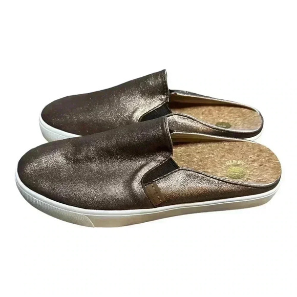 New Revitalign Metallic Mocha Sneaker Mule 9.5 - Picture 4 of 10
